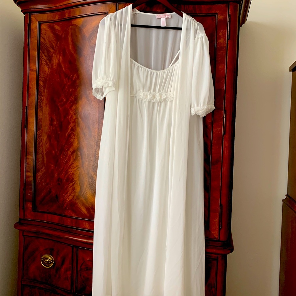 Robe & Nightgown Set, size L
